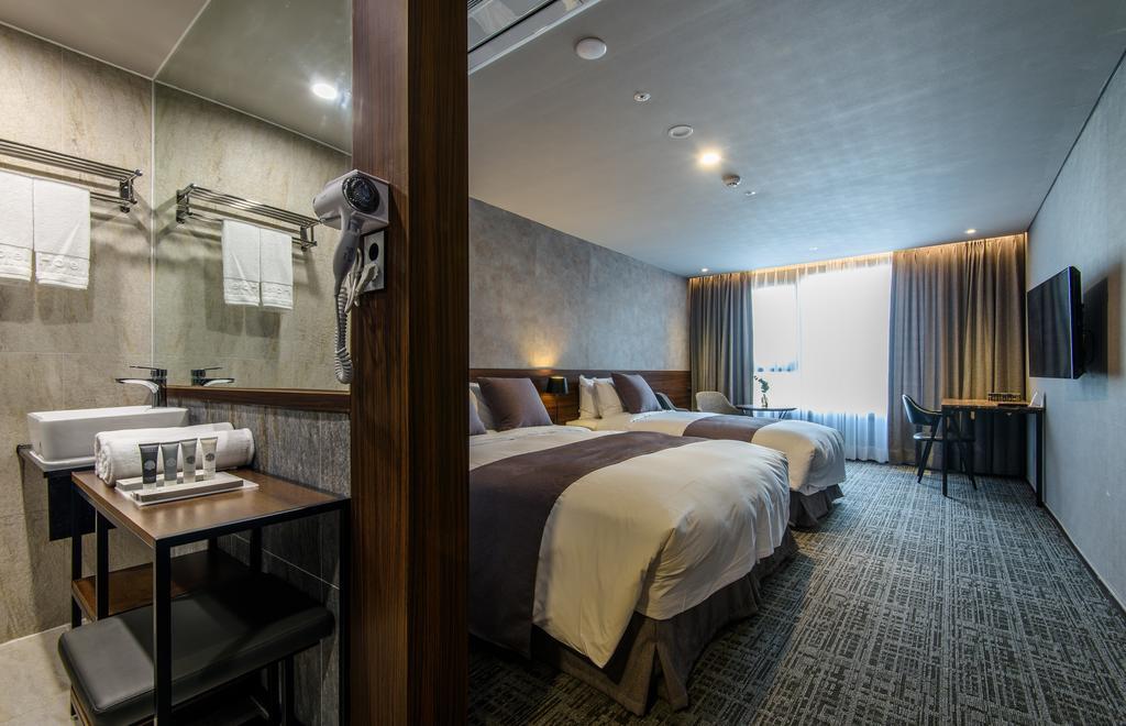 Hotel With Jeju Extérieur photo