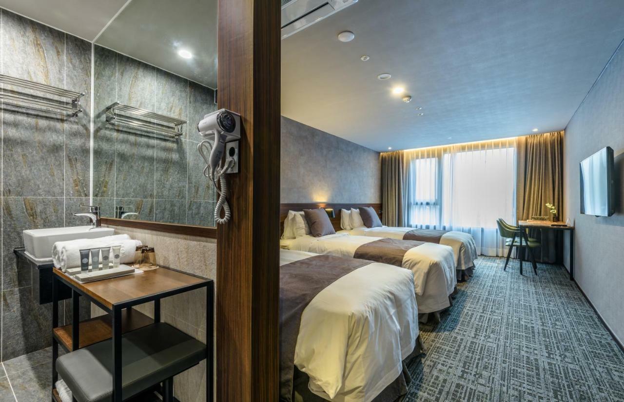 Hotel With Jeju Extérieur photo
